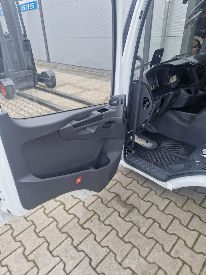 MB ATEGO CABINE EURO 6 TUNEL VOOR 6 CYL.MOTOR WITHOUT SEAT 000074 - Hytt för Lastbil: bild 5 MB ATEGO CABINE EURO 6 TUNEL VOOR 6 CYL.MOTOR WITHOUT SEAT 000074 - Hytt för Lastbil: bild 5
