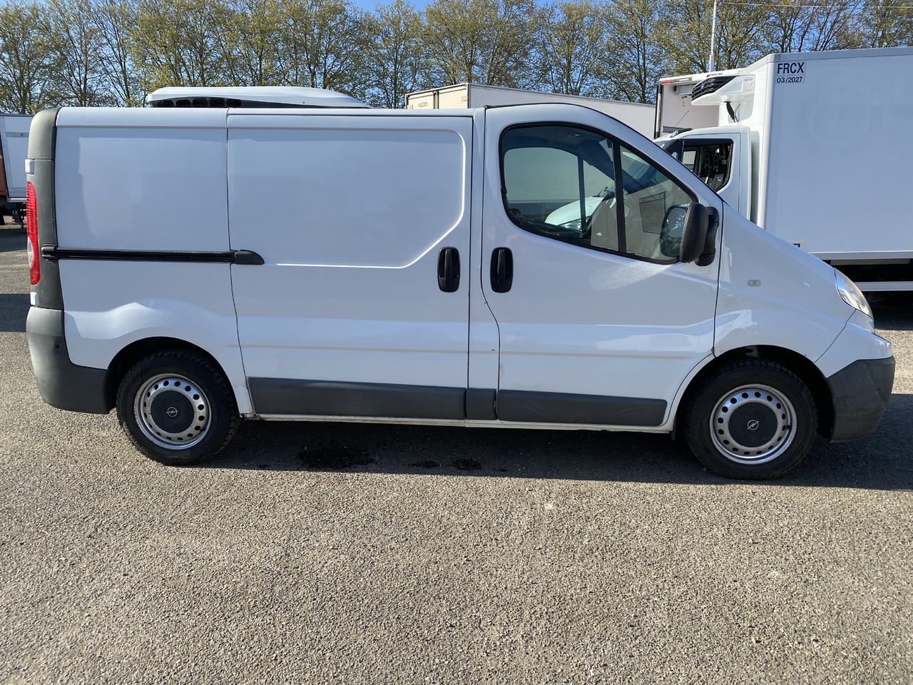 RENAULT trafic frigo - Kylbil: bild 2 RENAULT trafic frigo - Kylbil: bild 2