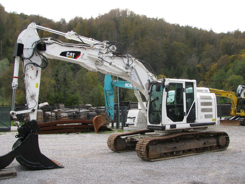 CATERPILLAR 320E LRR with 4 tools - Bandgrävare: bild 1 CATERPILLAR 320E LRR with 4 tools - Bandgrävare: bild 1