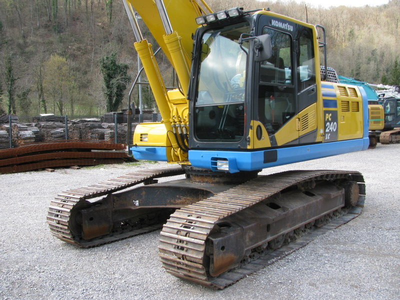 KOMATSU PC240NLC-10 TOP condition - Bandgrävare: bild 2 KOMATSU PC240NLC-10 TOP condition - Bandgrävare: bild 2