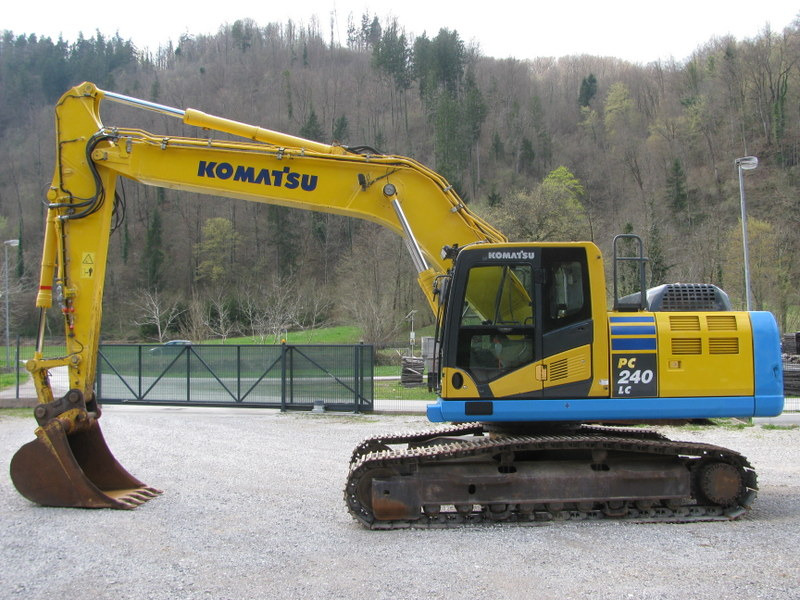 KOMATSU PC240NLC-10 TOP condition - Bandgrävare: bild 3 KOMATSU PC240NLC-10 TOP condition - Bandgrävare: bild 3