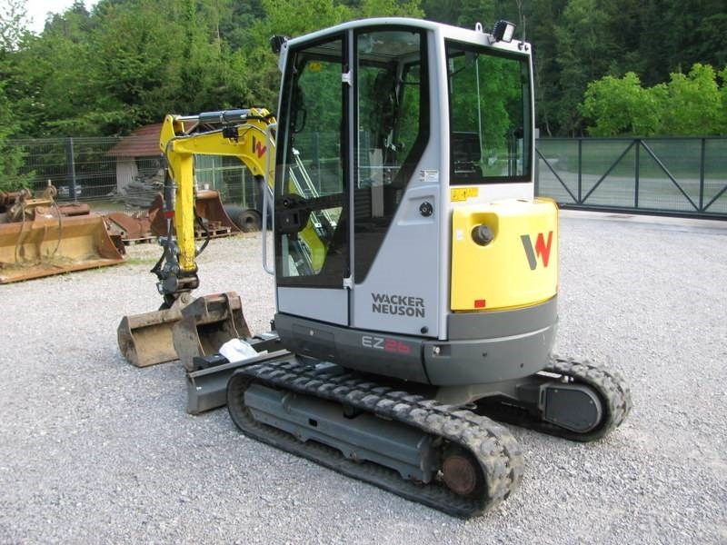 Wacker Neuson EZ26 2 žlici + NOVO kladivo - Minigrävmaskin: bild 4 Wacker Neuson EZ26 2 žlici + NOVO kladivo - Minigrävmaskin: bild 4