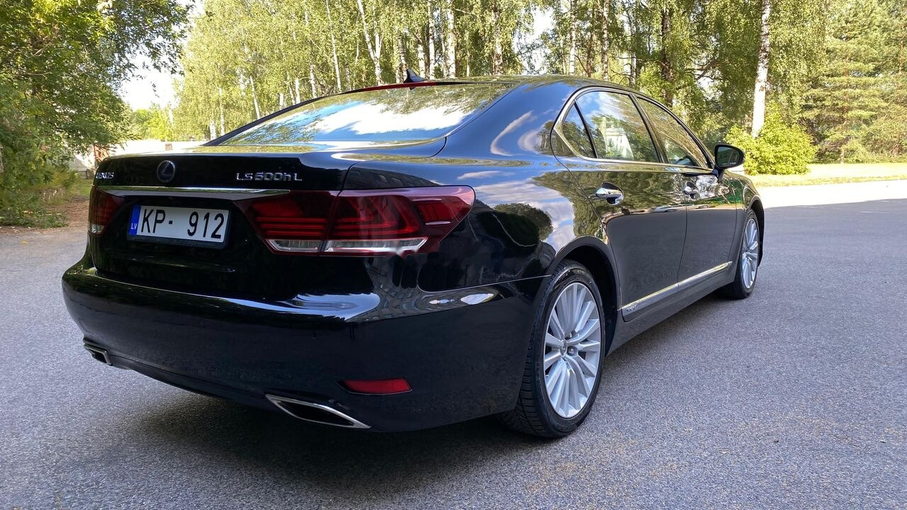 Lexus LS600hL President - Sedan: bild 4 Lexus LS600hL President - Sedan: bild 4