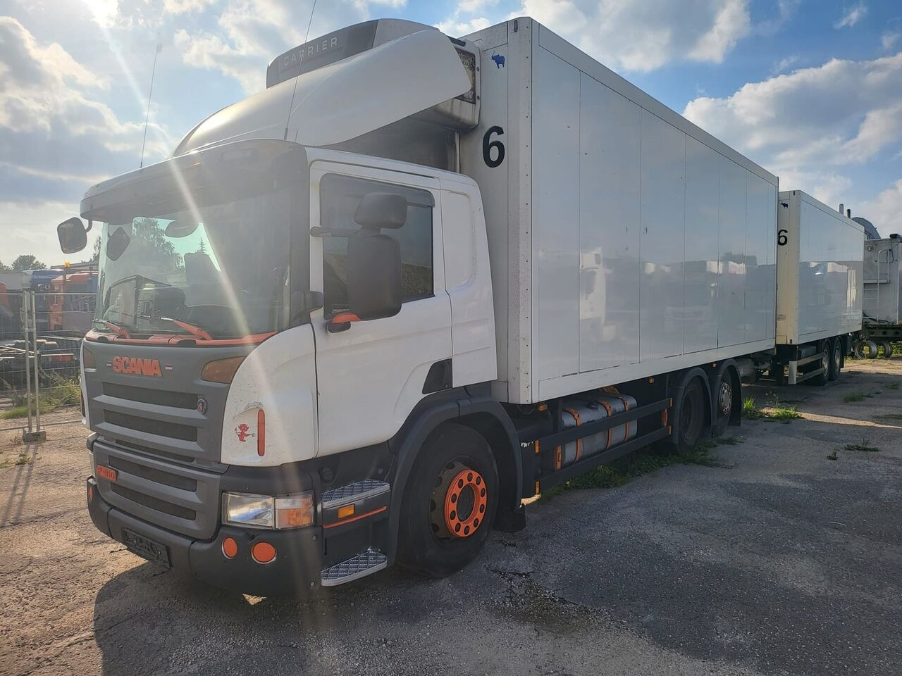 Scania Scania Schmitz Cargobull P 400 P 400 ZKO 18 - Kylbil lastbil: bild 2 Scania Scania Schmitz Cargobull P 400 P 400 ZKO 18 - Kylbil lastbil: bild 2