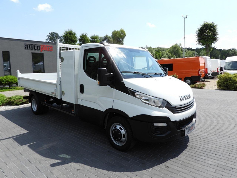 Iveco DAILY 35C15 - Transportbil med tippflak: bild 4 Iveco DAILY 35C15 - Transportbil med tippflak: bild 4