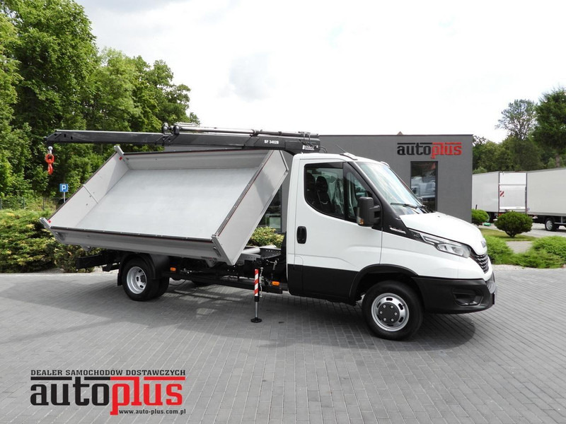 Iveco DAILY 35C18 WYWROTKA TROJSTRONNA HDS 3 MIEJSCA TEMPOMAT LEDY AUT - Transportbil med tippflak: bild 1 Iveco DAILY 35C18 WYWROTKA TROJSTRONNA HDS 3 MIEJSCA TEMPOMAT LEDY AUT - Transportbil med tippflak: bild 1