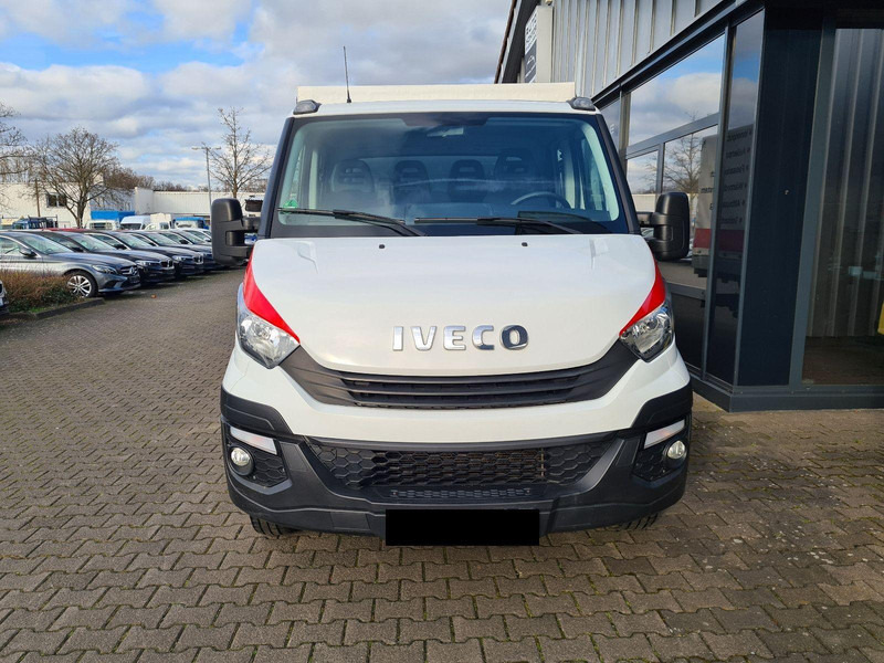 Iveco Daily 35 C15 Doka Curtain side - Transportbil med kapell: bild 3 Iveco Daily 35 C15 Doka Curtain side - Transportbil med kapell: bild 3