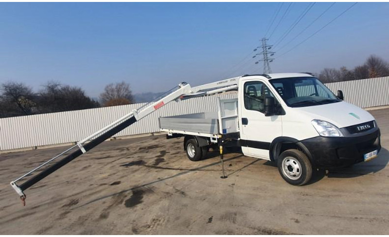 Iveco Daily 35C13 Bonfiglioli P 2300 - Pritsche 4,3 m - Transportbil med flak: bild 1 Iveco Daily 35C13 Bonfiglioli P 2300 - Pritsche 4,3 m - Transportbil med flak: bild 1