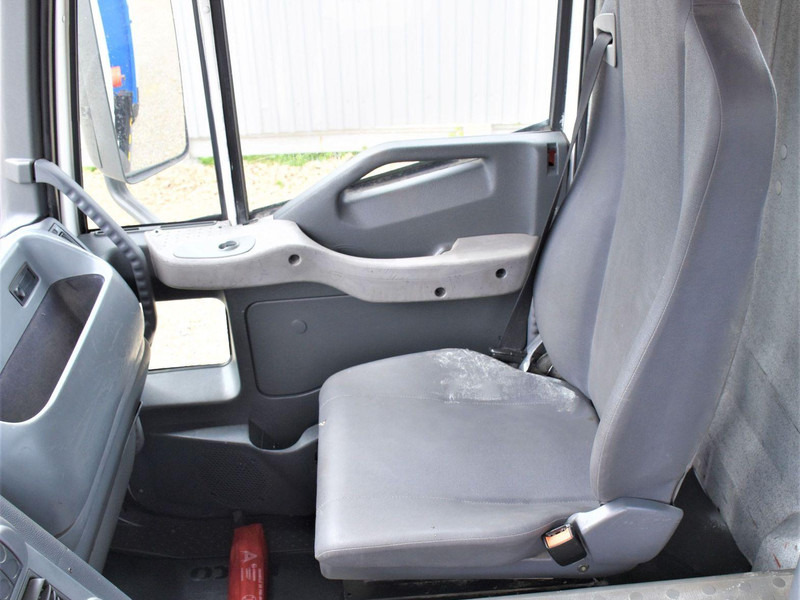 Flakbil, Kranbil Iveco Eurocargo 180E28: bild 10