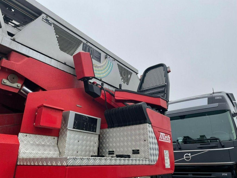 Scania P94-300 Emelőkosaras 33m - Lastbil, Kranbil: bild 5 Scania P94-300 Emelőkosaras 33m - Lastbil, Kranbil: bild 5
