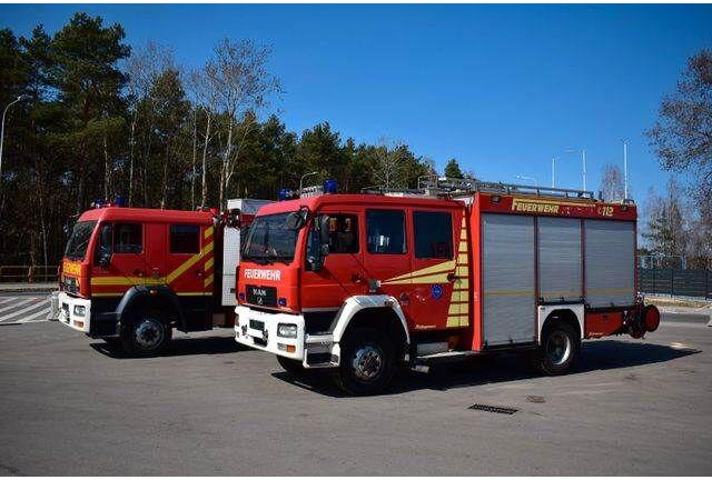 MAN 4x4 Firetruck Feuerwehr DOKA Expedition Camper - Släck/ Räddningsvagn: bild 1 MAN 4x4 Firetruck Feuerwehr DOKA Expedition Camper - Släck/ Räddningsvagn: bild 1