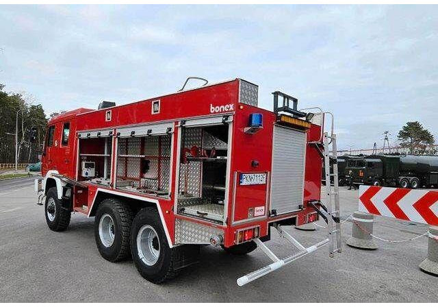 MAN 6x6 STAR Firetruck Feuerwehr - Släck/ Räddningsvagn: bild 5 MAN 6x6 STAR Firetruck Feuerwehr - Släck/ Räddningsvagn: bild 5
