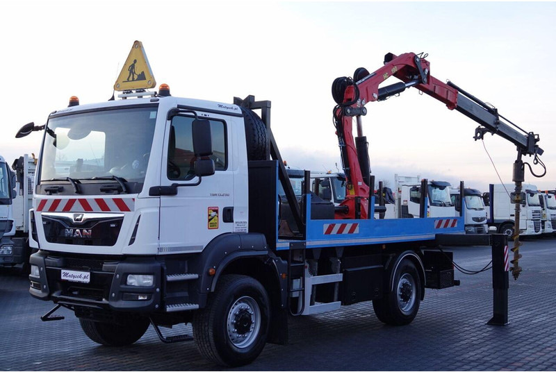 MAN TGM 13.290 / 4x4 / HDS HC 190 + WIERTŁO 2 mb / WIERTNICA / EURO - Borrmaskin: bild 1 MAN TGM 13.290 / 4x4 / HDS HC 190 + WIERTŁO 2 mb / WIERTNICA / EURO - Borrmaskin: bild 1