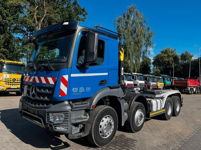 Mercedes-Benz AROCS 3246 8X4 ABROLLKIPPER HYVALIFT 26.57 - Lastväxlare lastbil: bild 4 Mercedes-Benz AROCS 3246 8X4 ABROLLKIPPER HYVALIFT 26.57 - Lastväxlare lastbil: bild 4