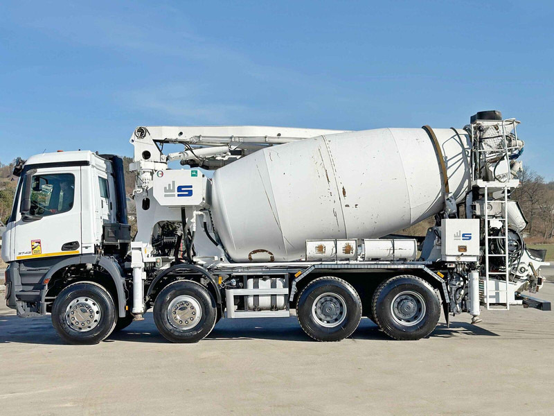 Mercedes-Benz AROCS 3743 * Betonpumpe + FUNK * 8x4 * TOP - Betongbil: bild 4 Mercedes-Benz AROCS 3743 * Betonpumpe + FUNK * 8x4 * TOP - Betongbil: bild 4