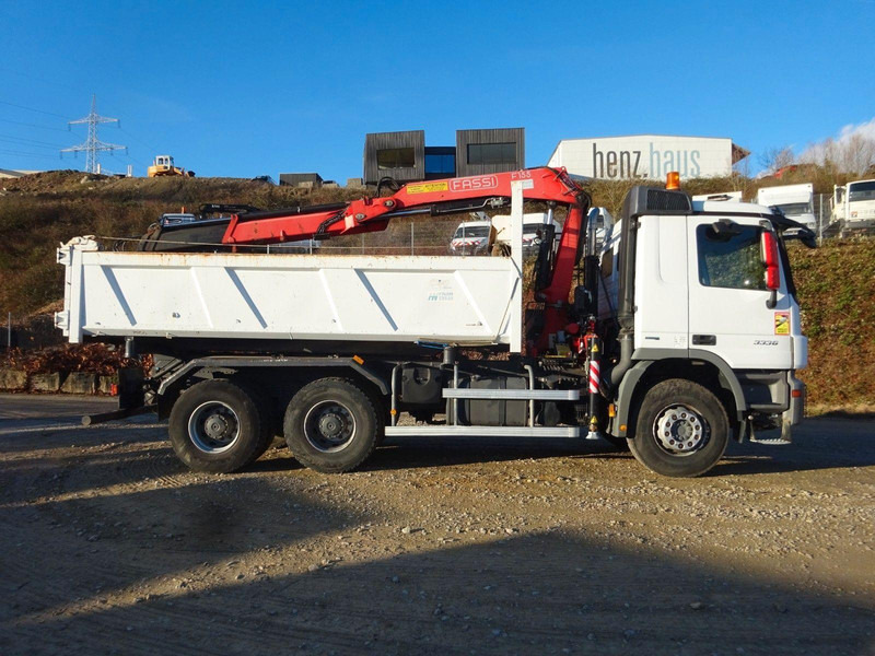 Mercedes-Benz Actros 3336 6x4 Three sided Tipper + Crane FASSI F155A.0.22 - Tippbil lastbil, Kranbil: bild 3 Mercedes-Benz Actros 3336 6x4 Three sided Tipper + Crane FASSI F155A.0.22 - Tippbil lastbil, Kranbil: bild 3