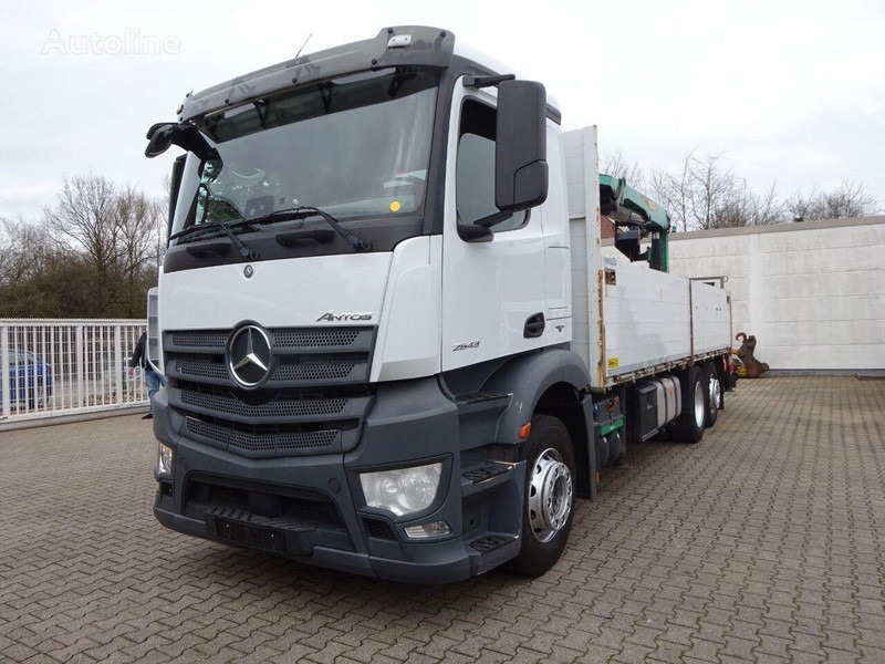 Mercedes-Benz Antos 2543 - Flatbed+crane 6x2 - Flakbil, Kranbil: bild 1 Mercedes-Benz Antos 2543 - Flatbed+crane 6x2 - Flakbil, Kranbil: bild 1