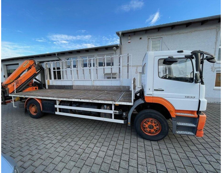 Mercedes-Benz Axor 1833 - Flakbil, Kranbil: bild 3 Mercedes-Benz Axor 1833 - Flakbil, Kranbil: bild 3