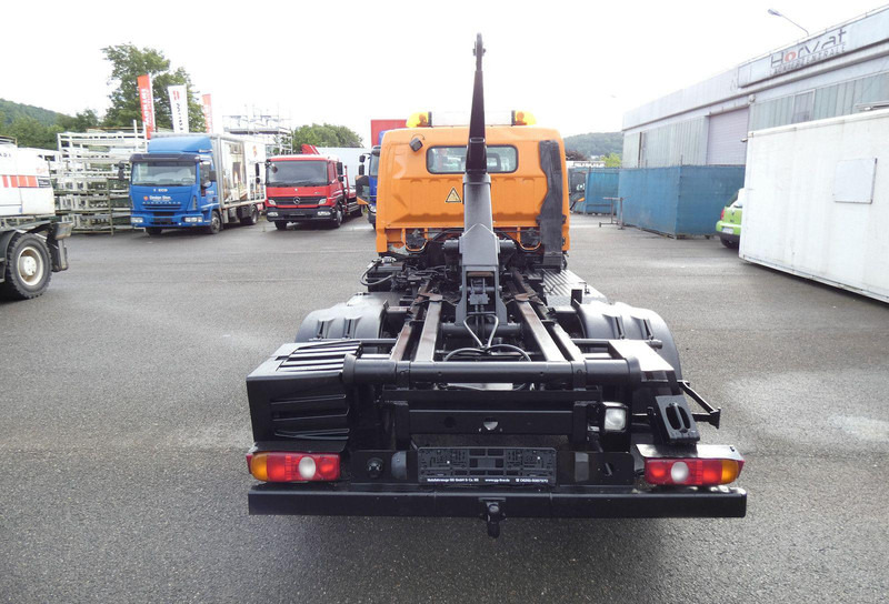 Mitsubishi Canter Fuso Abrollkipper - Flakbil, Kranbil: bild 4 Mitsubishi Canter Fuso Abrollkipper - Flakbil, Kranbil: bild 4