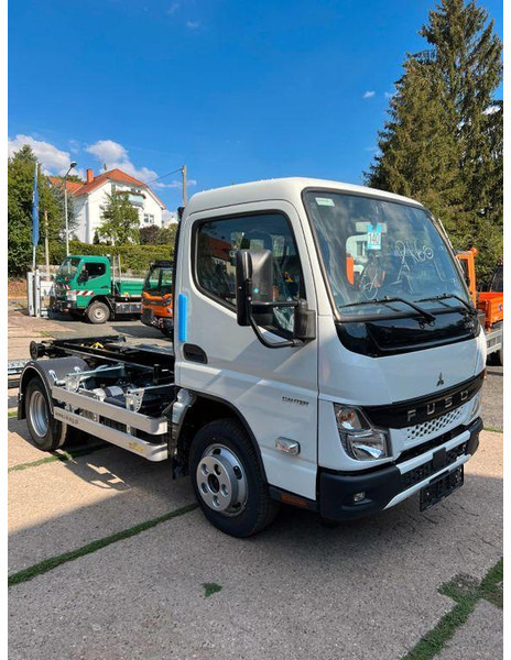 Mitsubishi Fuso Canter 6S15 - Lastväxlare lastbil: bild 2 Mitsubishi Fuso Canter 6S15 - Lastväxlare lastbil: bild 2