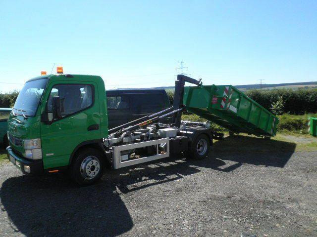 Mitsubishi Fuso Canter 7C15 - Lastväxlare lastbil: bild 2 Mitsubishi Fuso Canter 7C15 - Lastväxlare lastbil: bild 2