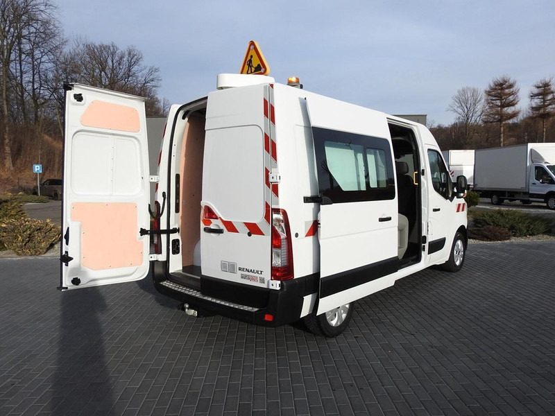 Renault MASTER FURGON BRYGADÓWKA 7 MIEJSC TEMPOMAT KLIMATYZACJA LEDY 1 - Minibuss, Persontransport: bild 3 Renault MASTER FURGON BRYGADÓWKA 7 MIEJSC TEMPOMAT KLIMATYZACJA LEDY 1 - Minibuss, Persontransport: bild 3