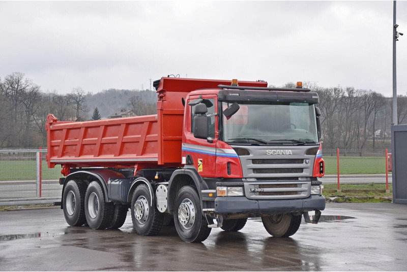 Scania P 380 - Tippbil lastbil: bild 1 Scania P 380 - Tippbil lastbil: bild 1