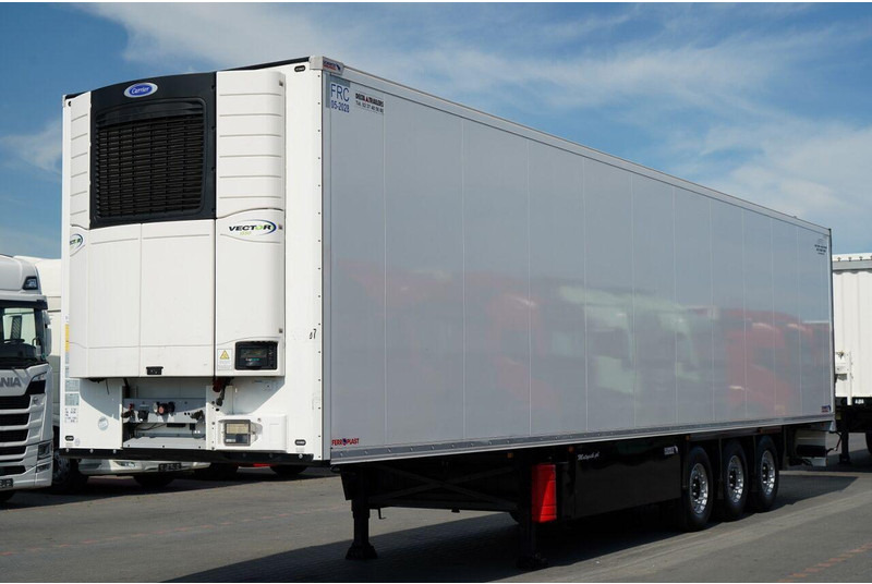 Schmitz Cargobull CHŁODNIA / CARRIER VECTOR 1550 / DOPPELSTOCK / OŚ PODNOSZONA / K - Kyl/ Frys semitrailer: bild 1 Schmitz Cargobull CHŁODNIA / CARRIER VECTOR 1550 / DOPPELSTOCK / OŚ PODNOSZONA / K - Kyl/ Frys semitrailer: bild 1