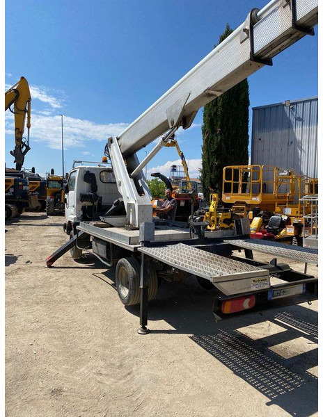 Nissan Cabstar Lifting basket 22 m - Transportbil: bild 2 Nissan Cabstar Lifting basket 22 m - Transportbil: bild 2