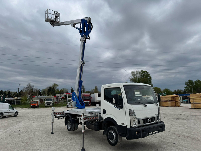 Nissan Cabstar NT400 Multitel HX 200 - 22m - Transportbil: bild 1 Nissan Cabstar NT400 Multitel HX 200 - 22m - Transportbil: bild 1