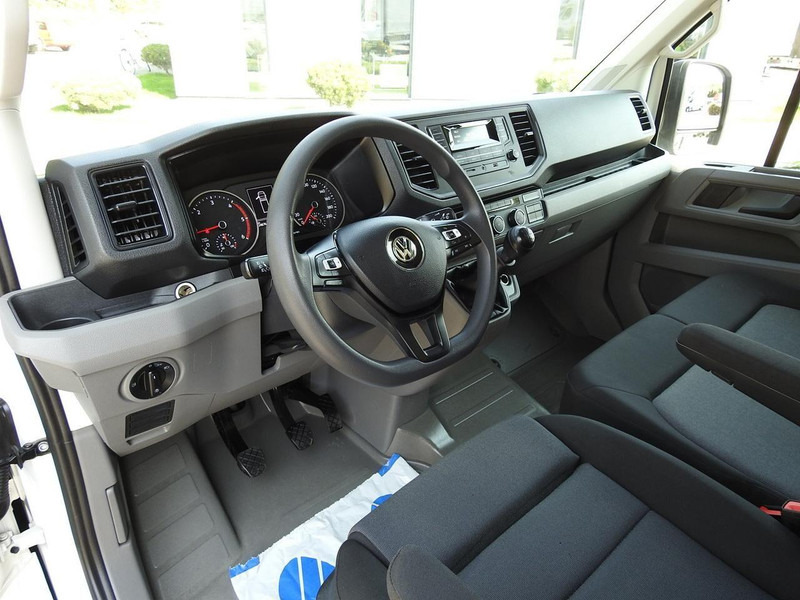 Volkswagen CRAFTER PLANDEKA 10 PALET WEBASTO TEMPOMAT KLIMATYZACJA LEDY 18 - Transportbil med kapell: bild 2 Volkswagen CRAFTER PLANDEKA 10 PALET WEBASTO TEMPOMAT KLIMATYZACJA LEDY 18 - Transportbil med kapell: bild 2