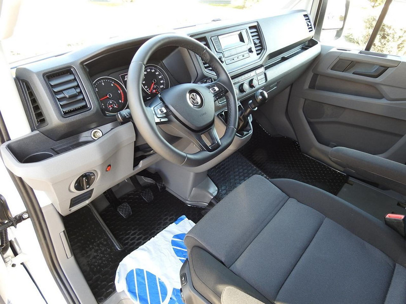 Volkswagen CRAFTER PLANDEKA 10 PALET WEBASTO TEMPOMAT KLIMATYZACJA LEDY PNE - Transportbil med kapell: bild 2 Volkswagen CRAFTER PLANDEKA 10 PALET WEBASTO TEMPOMAT KLIMATYZACJA LEDY PNE - Transportbil med kapell: bild 2