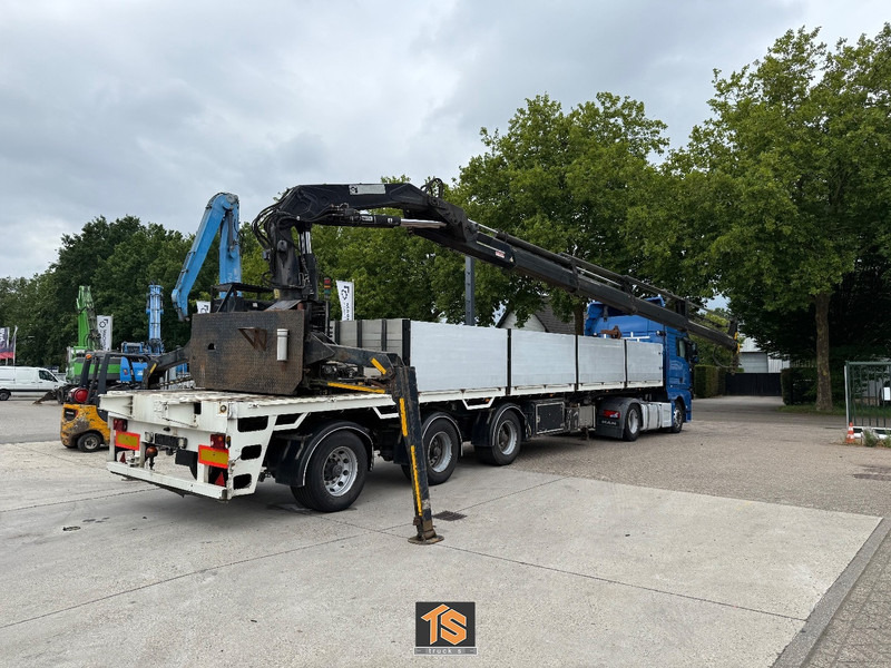 Floor - Steen - RADIO KRANE/CRANE HIAB 33 T M - BELGIUM TOP - Flaktrailer: bild 1 Floor - Steen - RADIO KRANE/CRANE HIAB 33 T M - BELGIUM TOP - Flaktrailer: bild 1