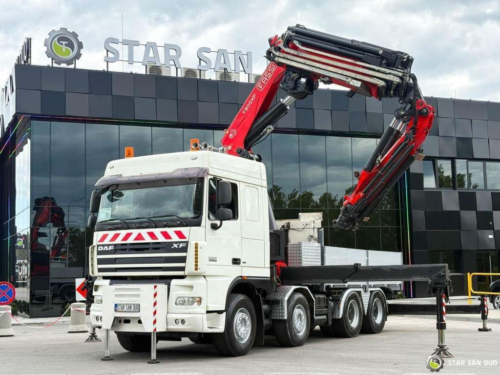 DAF XF 105.510 8x4 FASSI F800 XP Crane Fifth wheel - Dragbil: bild 2 DAF XF 105.510 8x4 FASSI F800 XP Crane Fifth wheel - Dragbil: bild 2