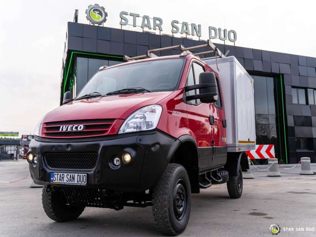 Iveco DAILY 4X4 OFFROAD CAMPER BOX DOKA Iveco DAILY 4X4 OFFROAD CAMPER BOX DOKA - Chassi lastbil: bild 4 Iveco DAILY 4X4 OFFROAD CAMPER BOX DOKA Iveco DAILY 4X4 OFFROAD CAMPER BOX DOKA - Chassi lastbil: bild 4