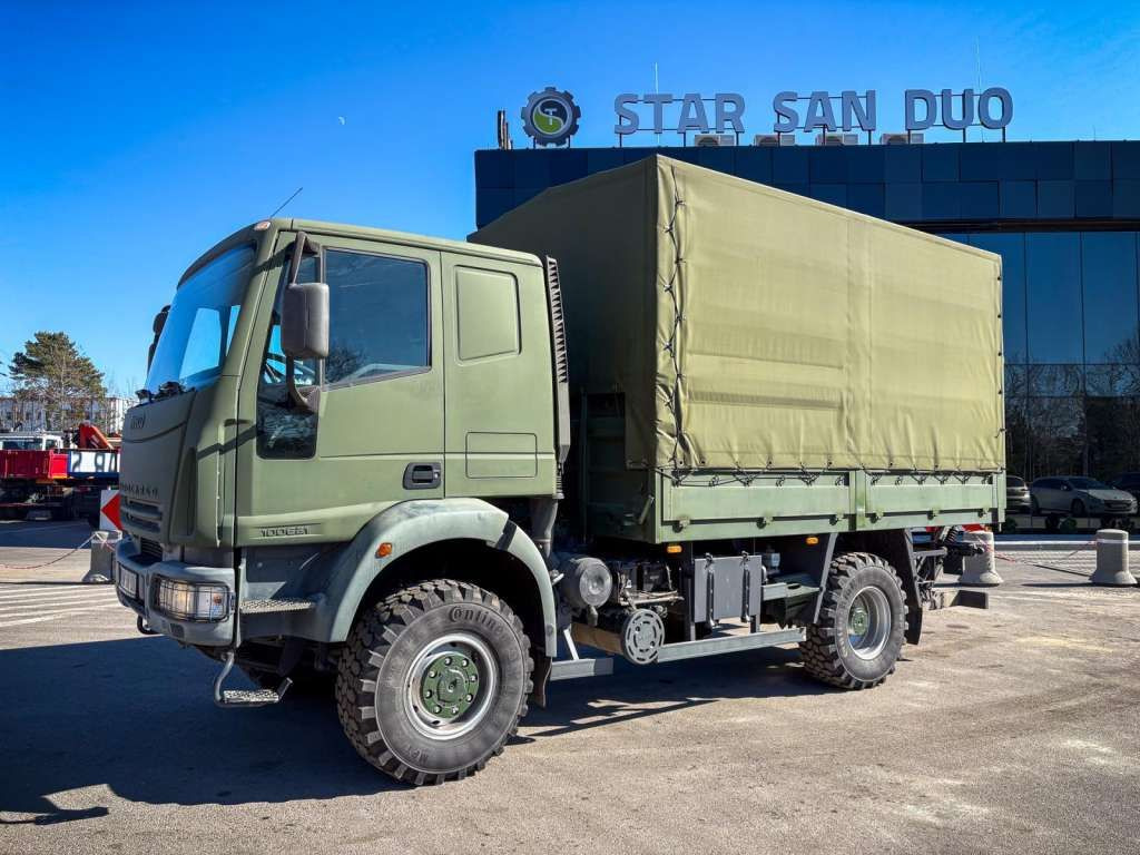 Iveco EUROCARGO 4x4 Offroad Camper Winde - Kapellbil: bild 3 Iveco EUROCARGO 4x4 Offroad Camper Winde - Kapellbil: bild 3