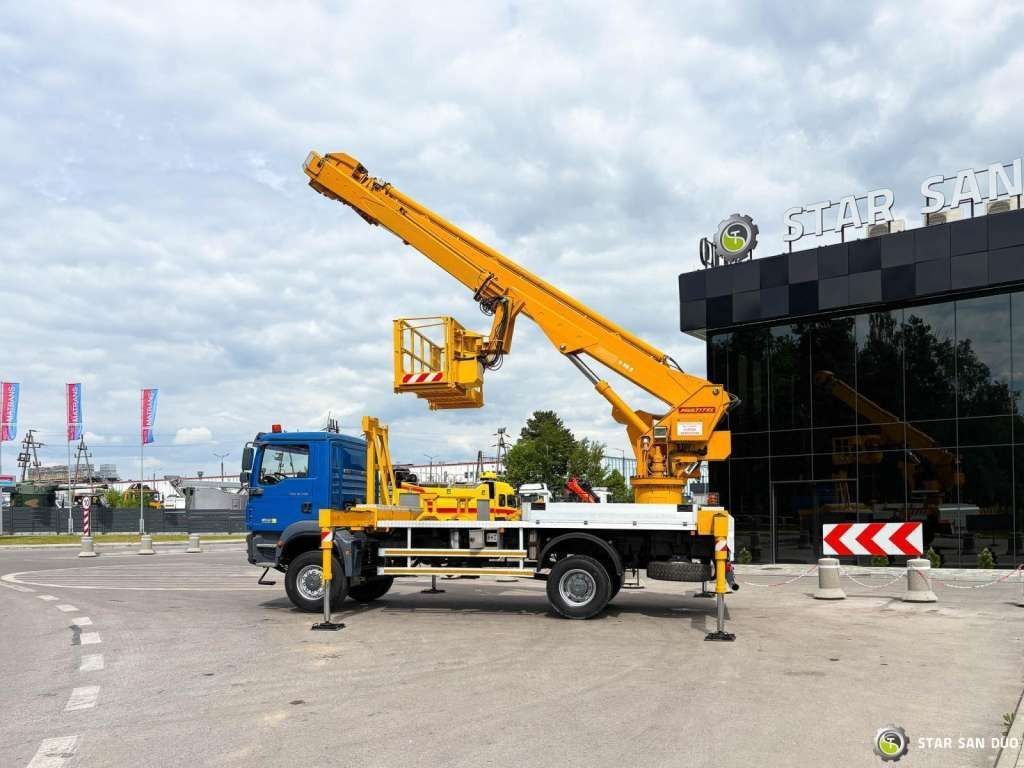 MAN TGM 18.330 4x4 MULTITEL J335 Truck Mounted Lift - Billift: bild 2 MAN TGM 18.330 4x4 MULTITEL J335 Truck Mounted Lift - Billift: bild 2