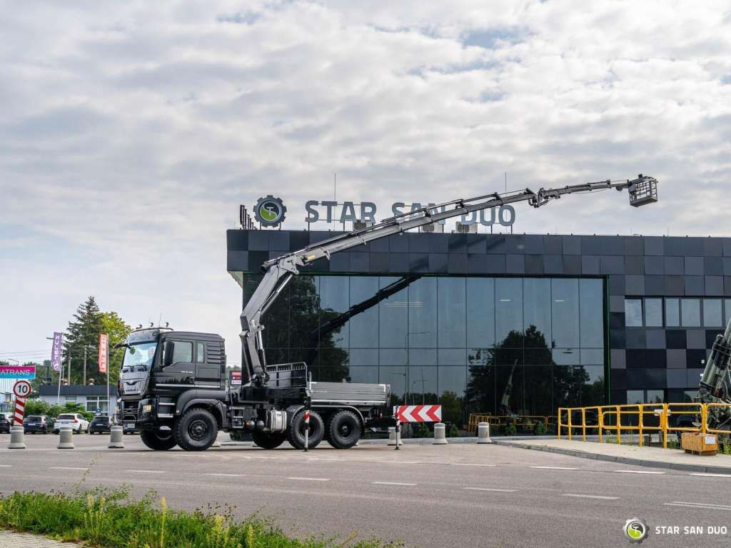 MAN TGS 26.420 6x6 HMF 3000 K6 Fly Jib Crane Basket - Kranbil: bild 3 MAN TGS 26.420 6x6 HMF 3000 K6 Fly Jib Crane Basket - Kranbil: bild 3