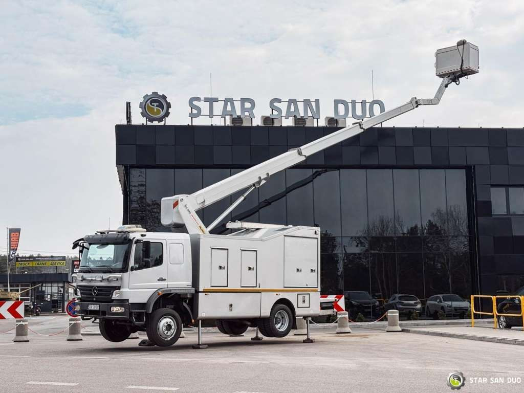 Mercedes-Benz 1529 4x4 Atego Lift Palfinger Wumag WT 230 - Billift: bild 1 Mercedes-Benz 1529 4x4 Atego Lift Palfinger Wumag WT 230 - Billift: bild 1