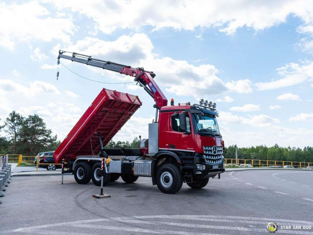 Mercedes-Benz AROCS 3345 6x6 HMF 3220 Winch Crane tipper - Kranbil: bild 5 Mercedes-Benz AROCS 3345 6x6 HMF 3220 Winch Crane tipper - Kranbil: bild 5