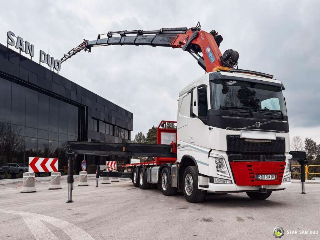 Volvo FH 550 8x2 HMF 8520 FLY JIB Winch Crane Euro 6 - Kranbil: bild 3 Volvo FH 550 8x2 HMF 8520 FLY JIB Winch Crane Euro 6 - Kranbil: bild 3