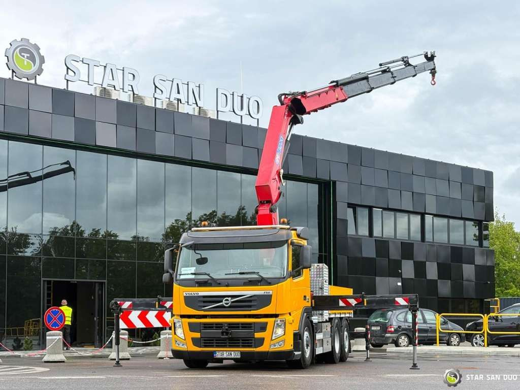 Volvo FM 460 6x4x4 HMF 3220 Crane HDS - Kranbil: bild 1 Volvo FM 460 6x4x4 HMF 3220 Crane HDS - Kranbil: bild 1