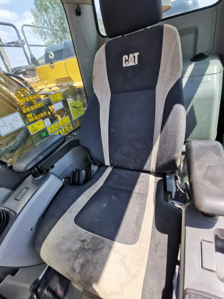 Bandgrävare CATERPILLAR 320 E: bild 11