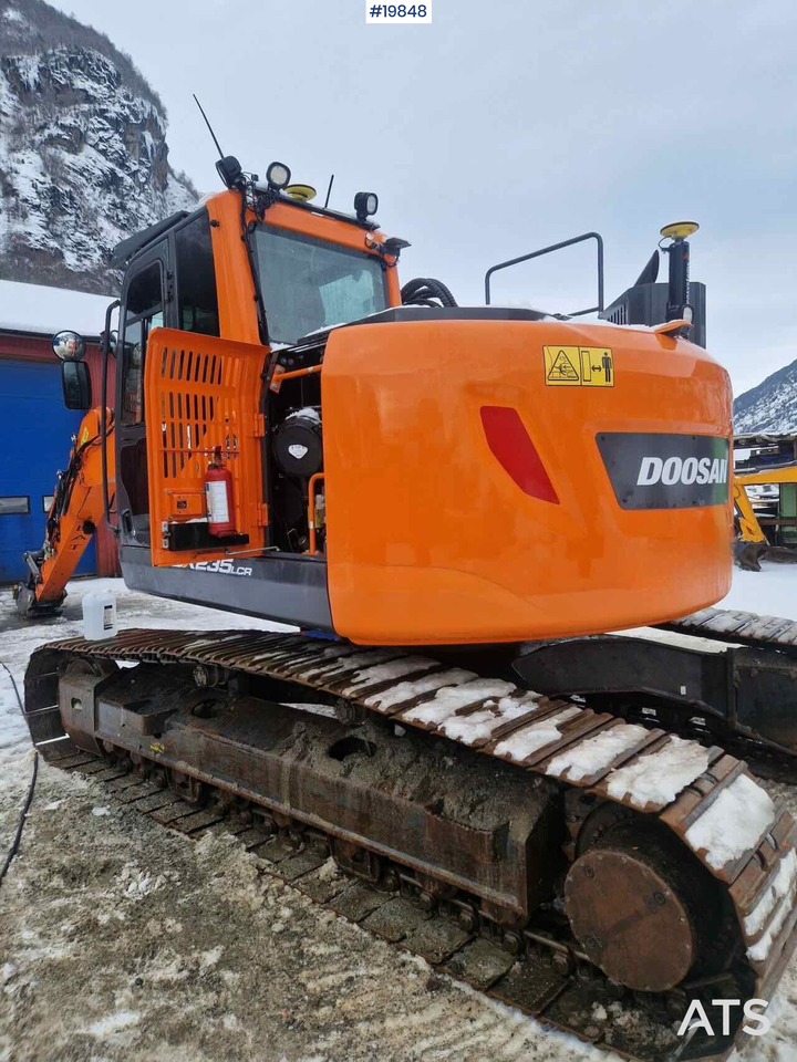 Doosan DX235LC-5 - Grävmaskin: bild 1 Doosan DX235LC-5 - Grävmaskin: bild 1
