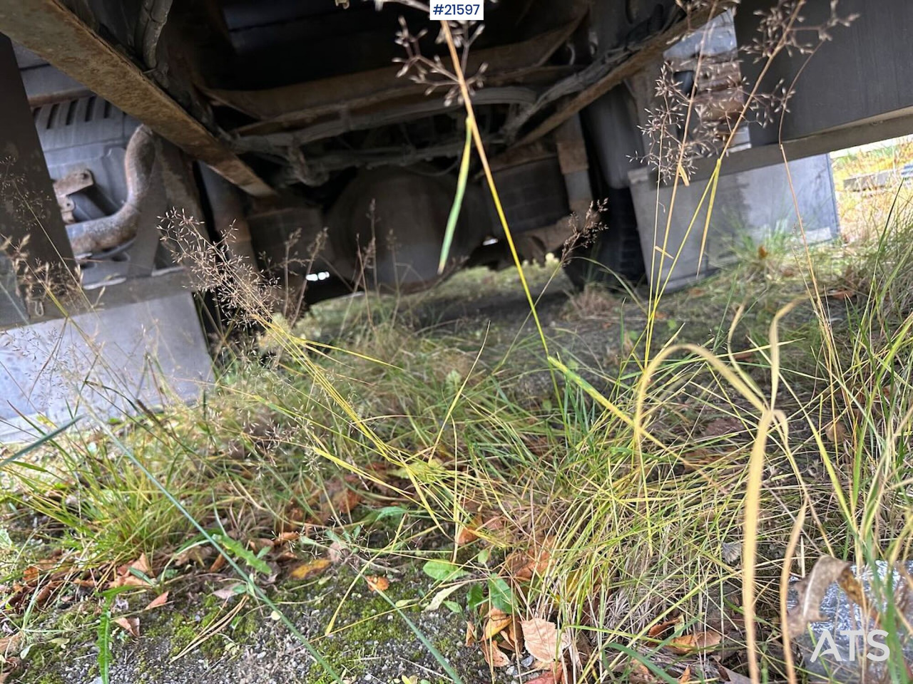 Flakbil Mercedes 1524 L planbil m/ ny kompressor og vinterdekk. Ikke EU godkjent.: bild 16 Flakbil Mercedes 1524 L planbil m/ ny kompressor og vinterdekk. Ikke EU godkjent.: bild 16
