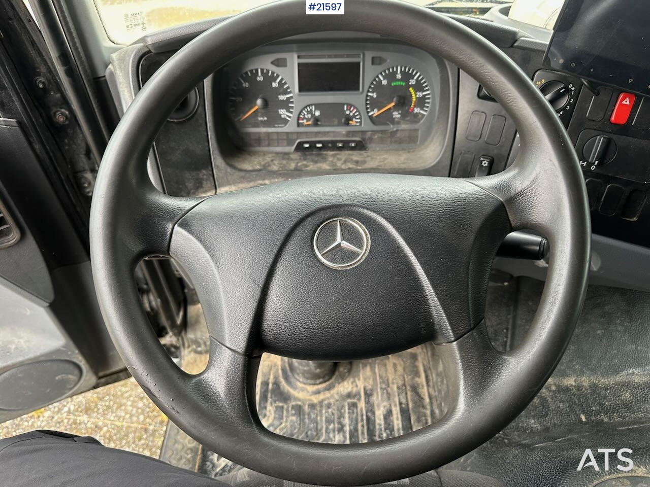 Flakbil Mercedes 1524 L planbil m/ ny kompressor og vinterdekk. Ikke EU godkjent.: bild 24 Flakbil Mercedes 1524 L planbil m/ ny kompressor og vinterdekk. Ikke EU godkjent.: bild 24