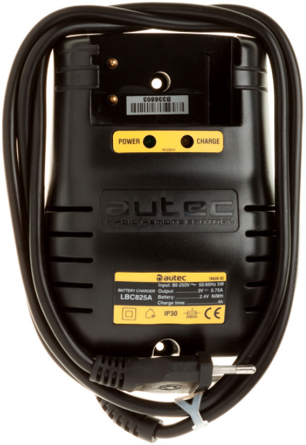 Autec original charger LBC825A - Elektriskt system för Lastbilskran: bild 1 Autec original charger LBC825A - Elektriskt system för Lastbilskran: bild 1