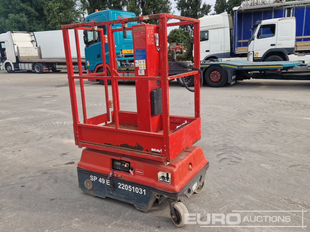 2011 Braviisol Electric Vertical Manlift - Lift: bild 4 2011 Braviisol Electric Vertical Manlift - Lift: bild 4