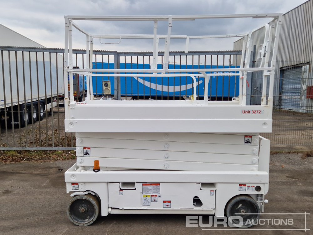 2014 Haulotte Compact 12 - Lift: bild 2 2014 Haulotte Compact 12 - Lift: bild 2
