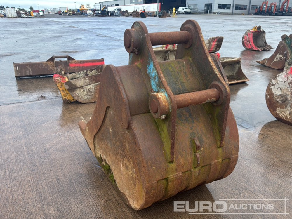 32" Digging Bucket 80mm Pin to suit 20 Ton Excavator - Skopa: bild 2 32" Digging Bucket 80mm Pin to suit 20 Ton Excavator - Skopa: bild 2
